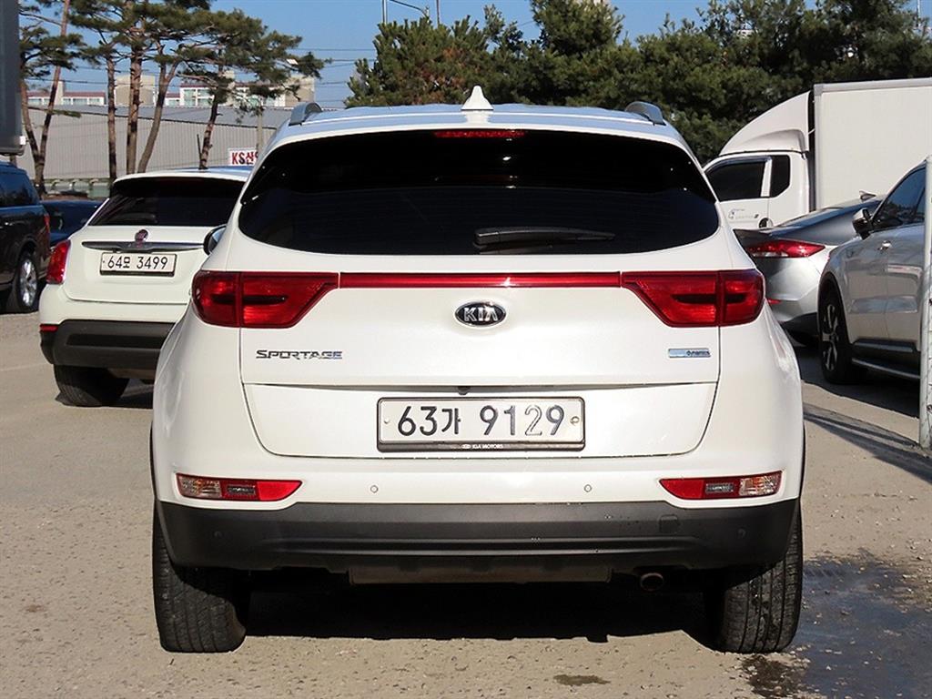 KIA Sportage - Vista 4