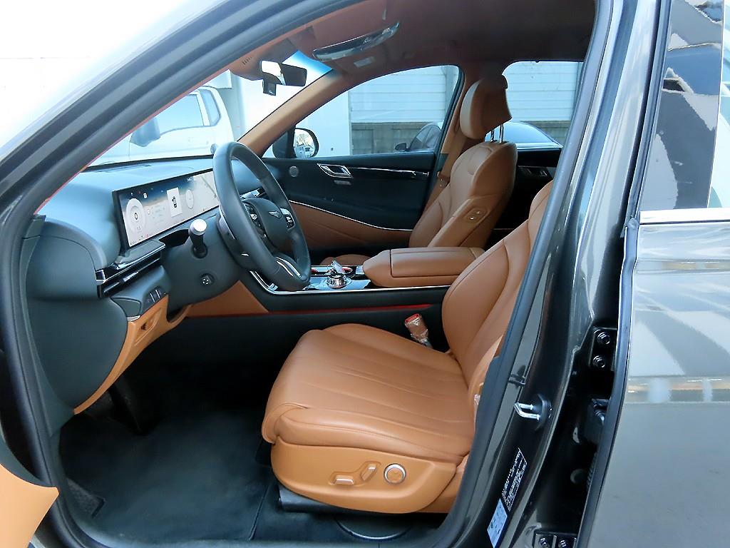 Genesis GV80 - Vista 5