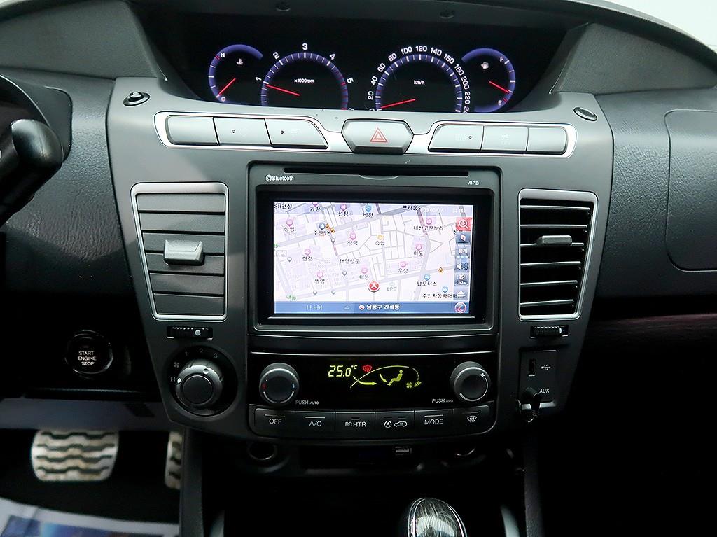 Ssangyong Korando 2018 Plateado - Importación desde Corea - HF Imports Iquique - Foto 9