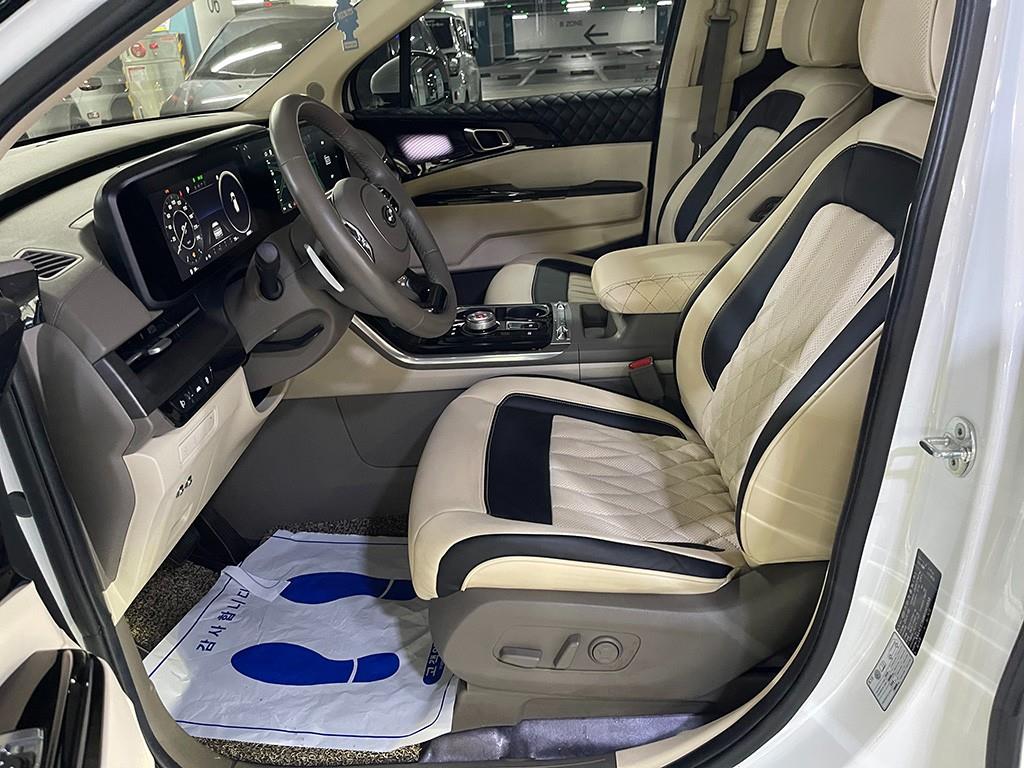 KIA Carnival - Vista 5