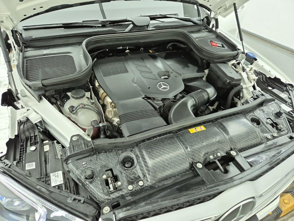 Mercedes Benz GLE Class - Vista 6