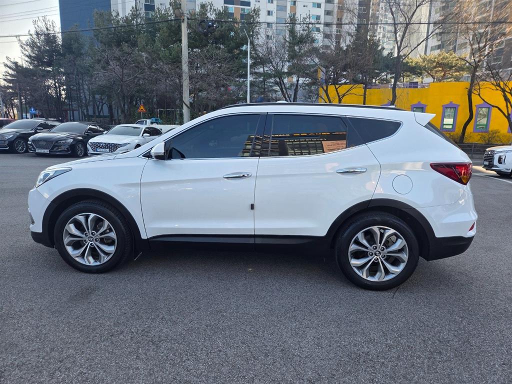 HYUNDAI Santa Fe - Vista 6