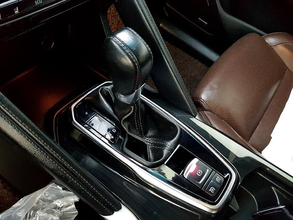 SAMSUNG QM6 - Vista 12