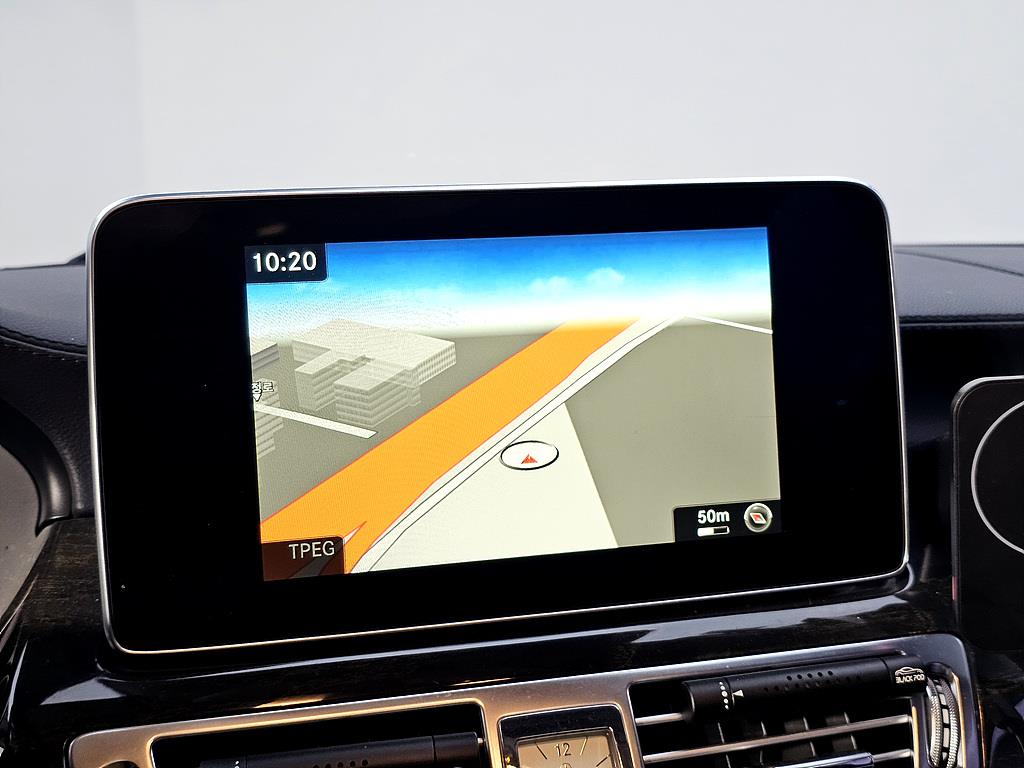 Mercedes Benz CLS Class - Vista 12