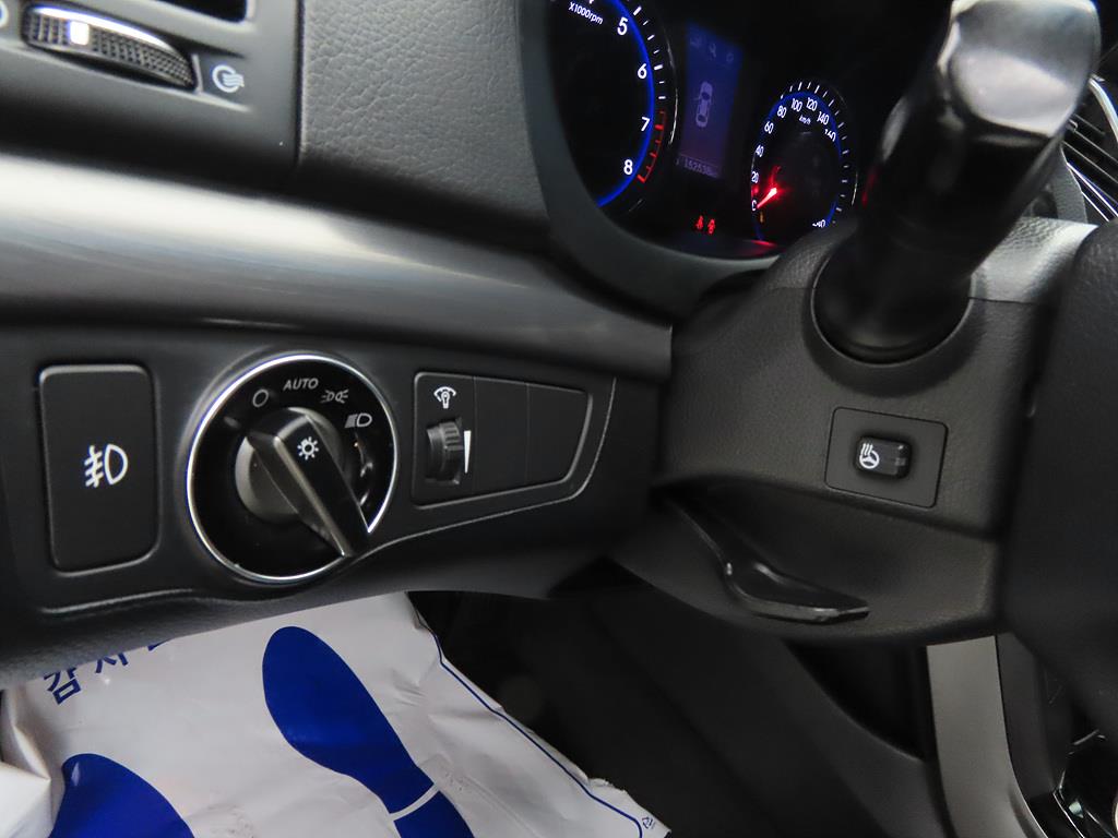 HYUNDAI i40 - Vista 12