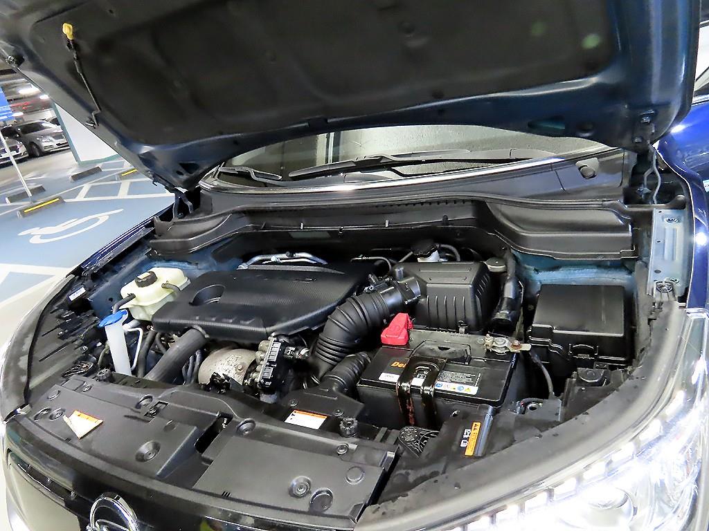 Ssangyong Tivoli 2016 Azul - Importación desde Corea - HF Imports Iquique - Foto 19