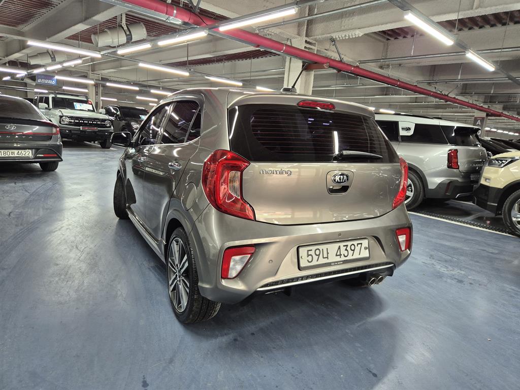 KIA Morning - Vista 4