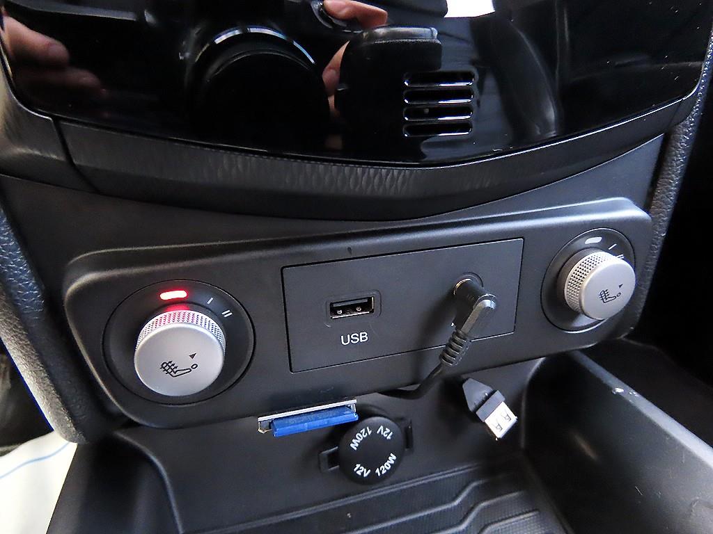 Ssangyong Tivoli 2017 Gris - Importación desde Corea - HF Imports Iquique - Foto 13