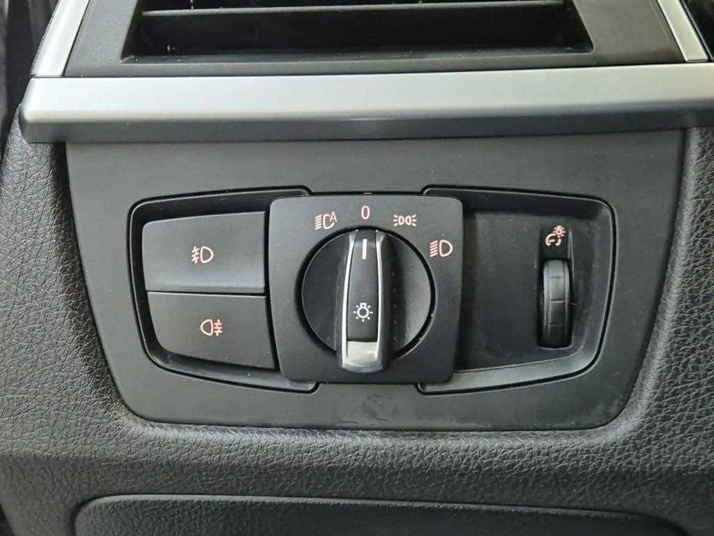 BMW 3 series 2016 Gris - Importación desde Corea - HF Imports Iquique - Foto 19