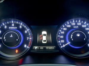 HYUNDAI Grandeur - Vista 12