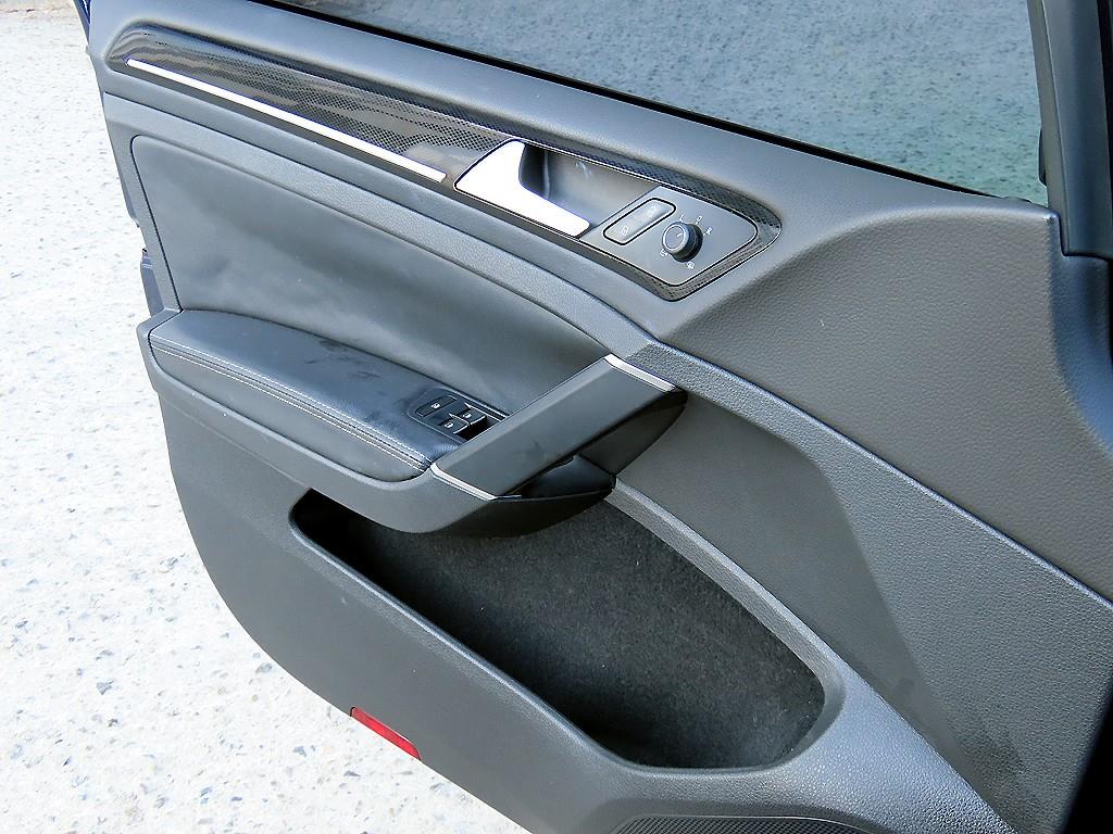 Volkswagen Golf - Vista 11