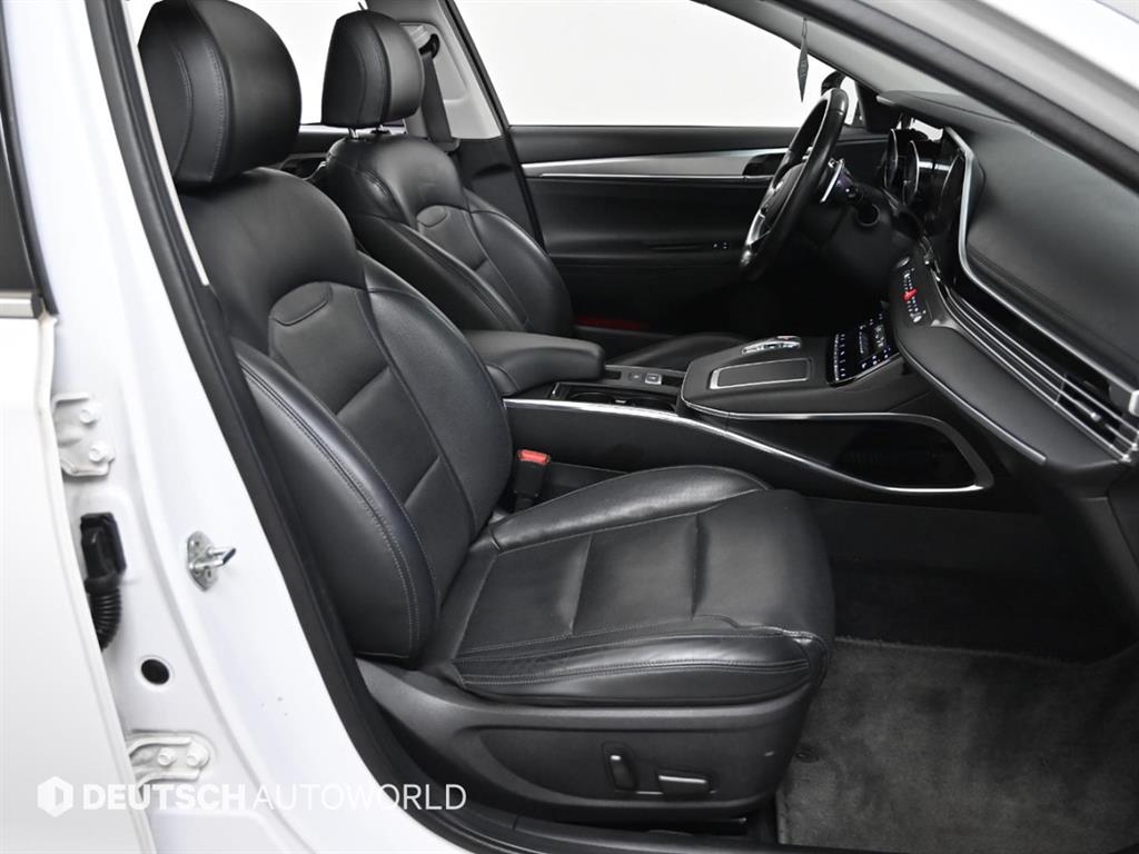 HYUNDAI Grandeur - Vista 9