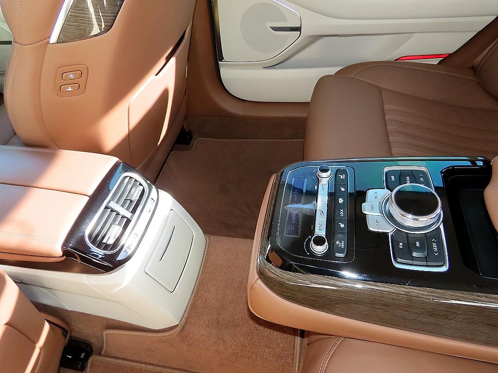 Genesis G90 2021 Negro - Importación desde Corea - HF Imports Iquique - Foto 17