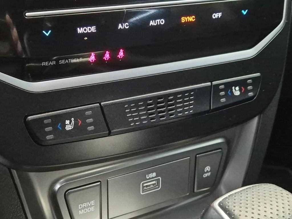 Ssangyong Tivoli 2025 Blanco - Importación desde Corea - HF Imports Iquique - Foto 16