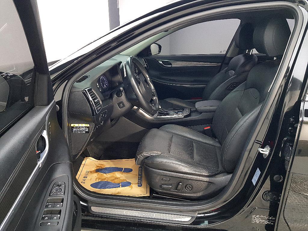 HYUNDAI Grandeur - Vista 8