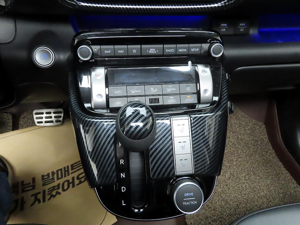 HYUNDAI Casper - Vista 9