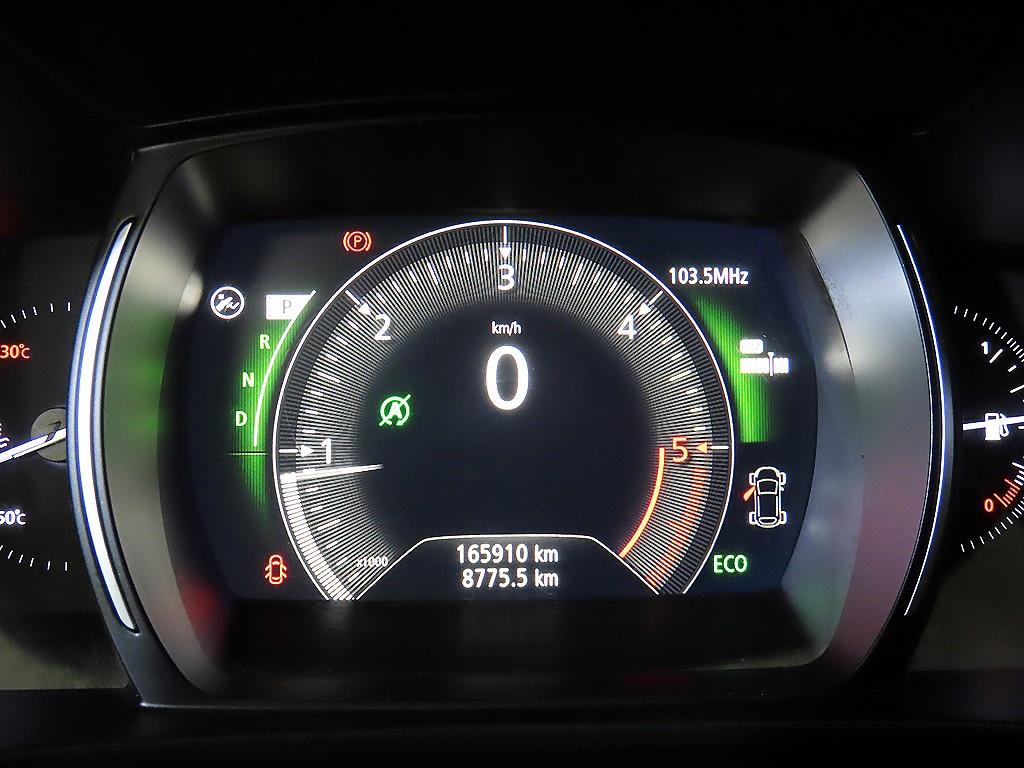 SAMSUNG QM6 - Vista 9