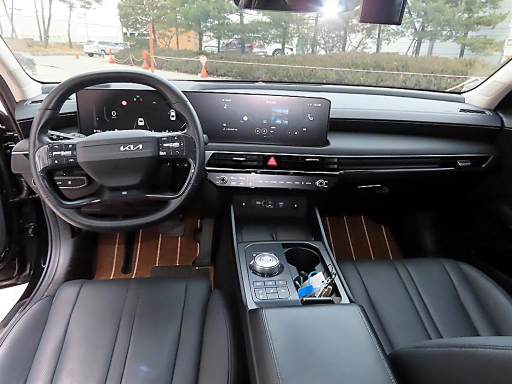 KIA K8 - Vista 7