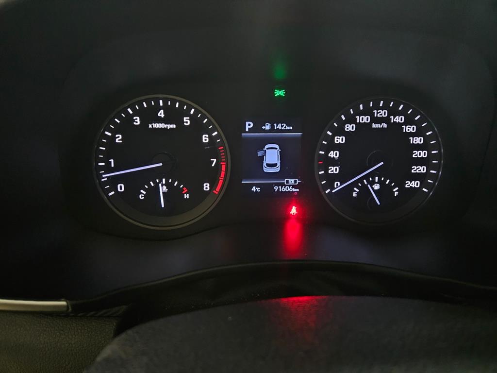 HYUNDAI Tucson - Vista 9