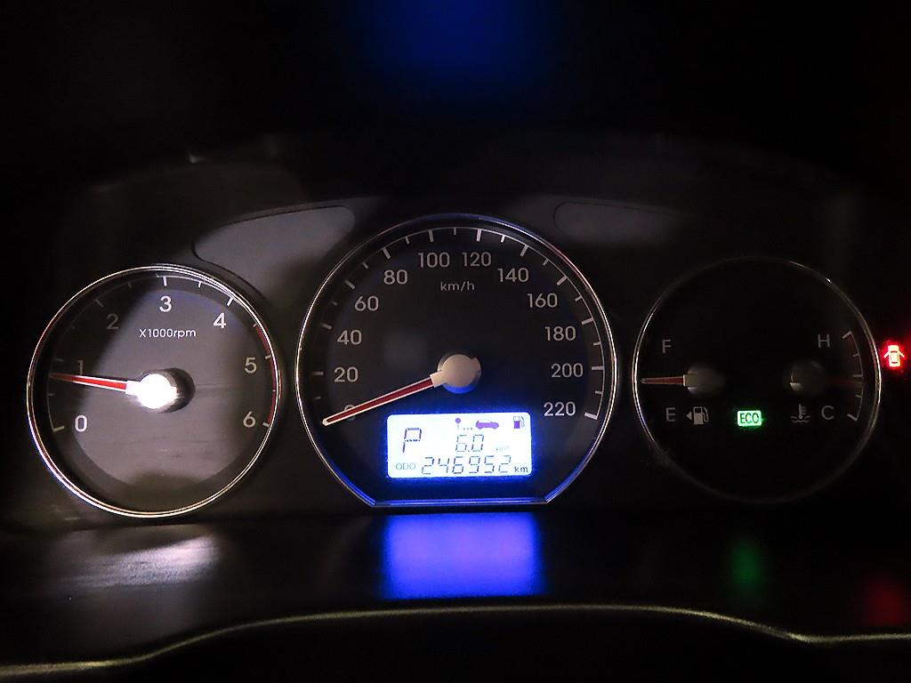 HYUNDAI Santa Fe - Vista 9