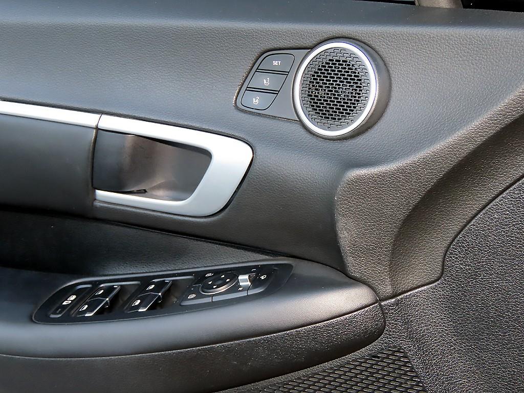 HYUNDAI Sonata - Vista 11