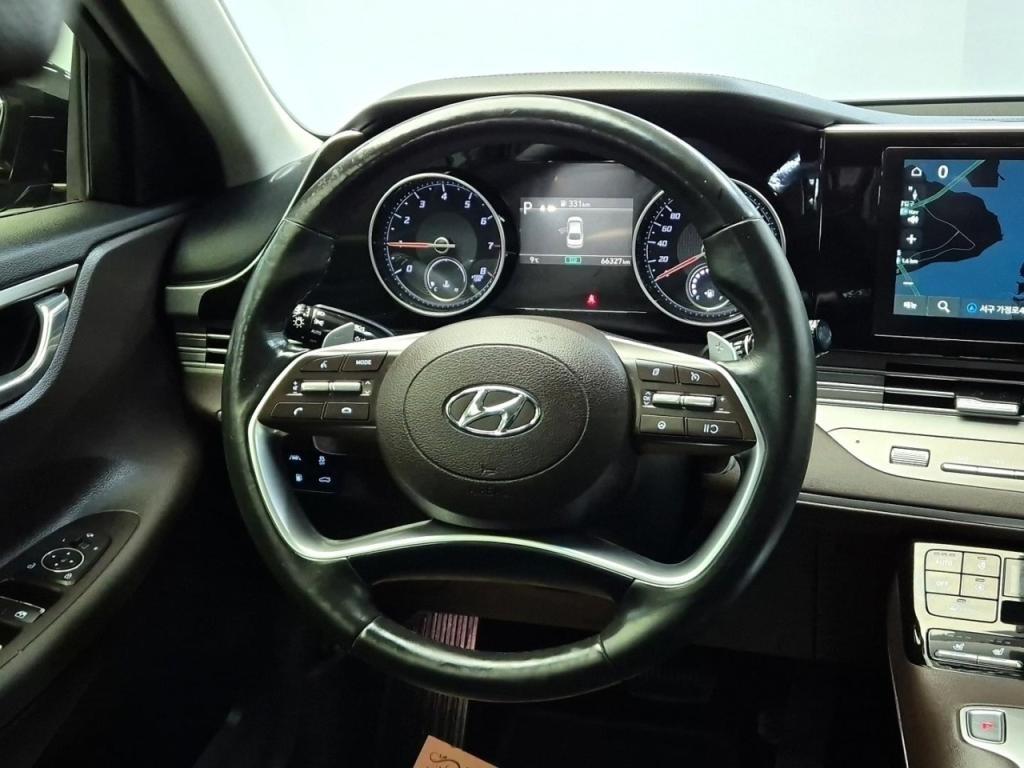 HYUNDAI Grandeur - Vista 8