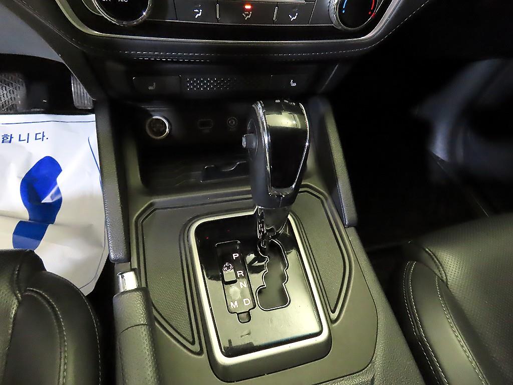 Ssangyong Rexton - Vista 12