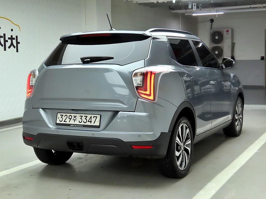 Ssangyong Tivoli - Vista 4