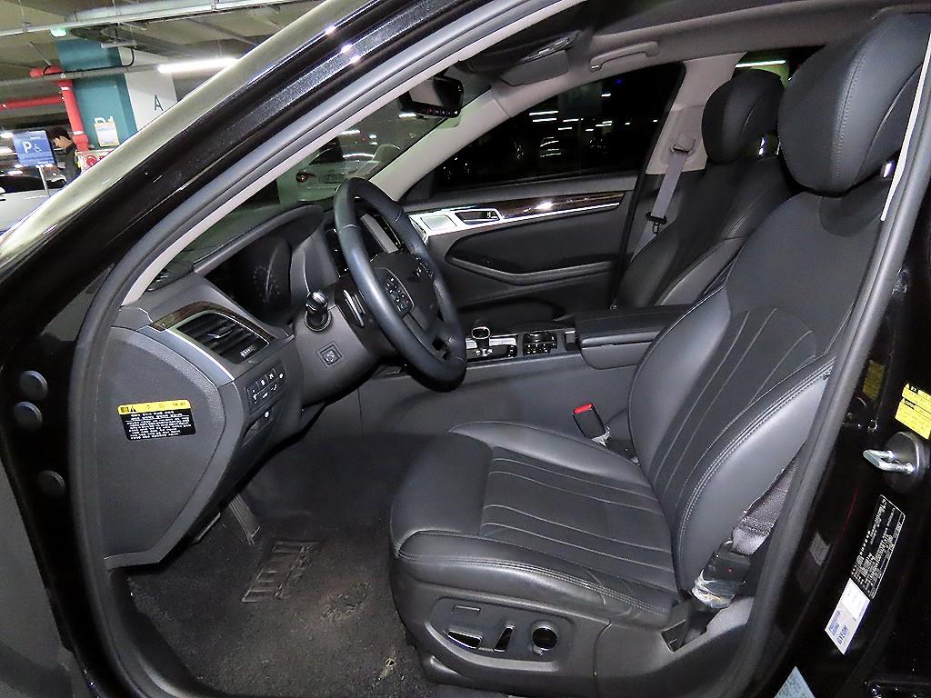 Genesis G80 - Vista 6