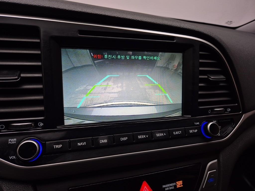 HYUNDAI Avante 2017 Gris - Importación desde Corea - HF Imports Iquique - Foto 14