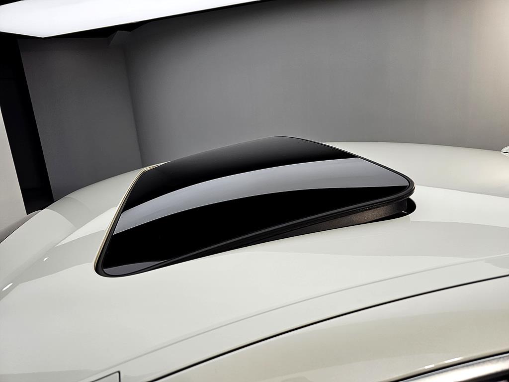 Mercedes Benz CLS Class - Vista 11