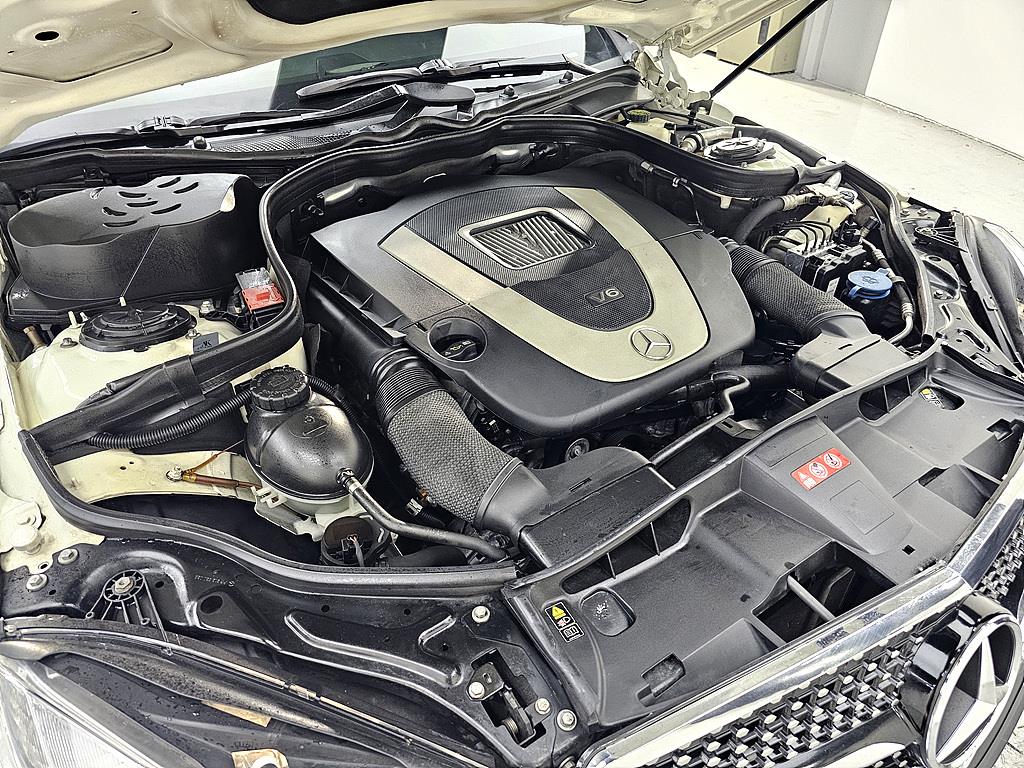 Mercedes Benz E class - Vista 6