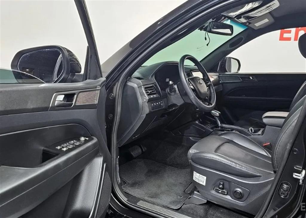 Ssangyong Rexton - Vista 11