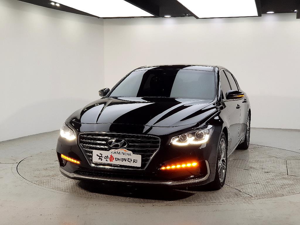 HYUNDAI Grandeur - Vista 2