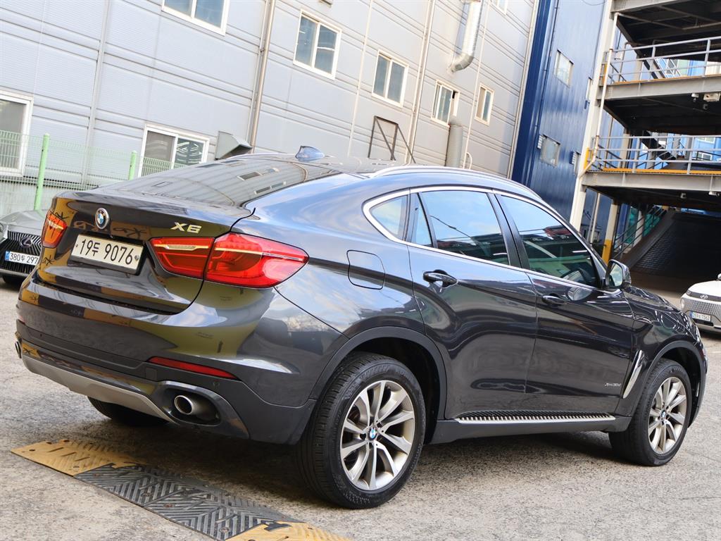 BMW X6 - Vista 7