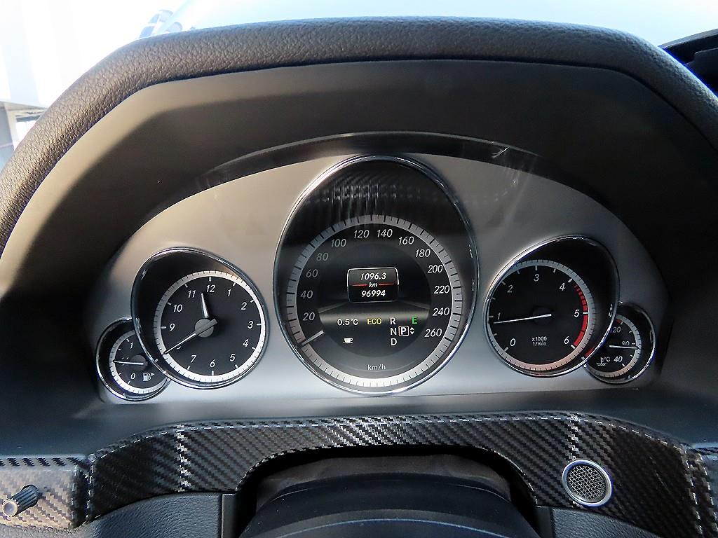 Mercedes Benz E class - Vista 9