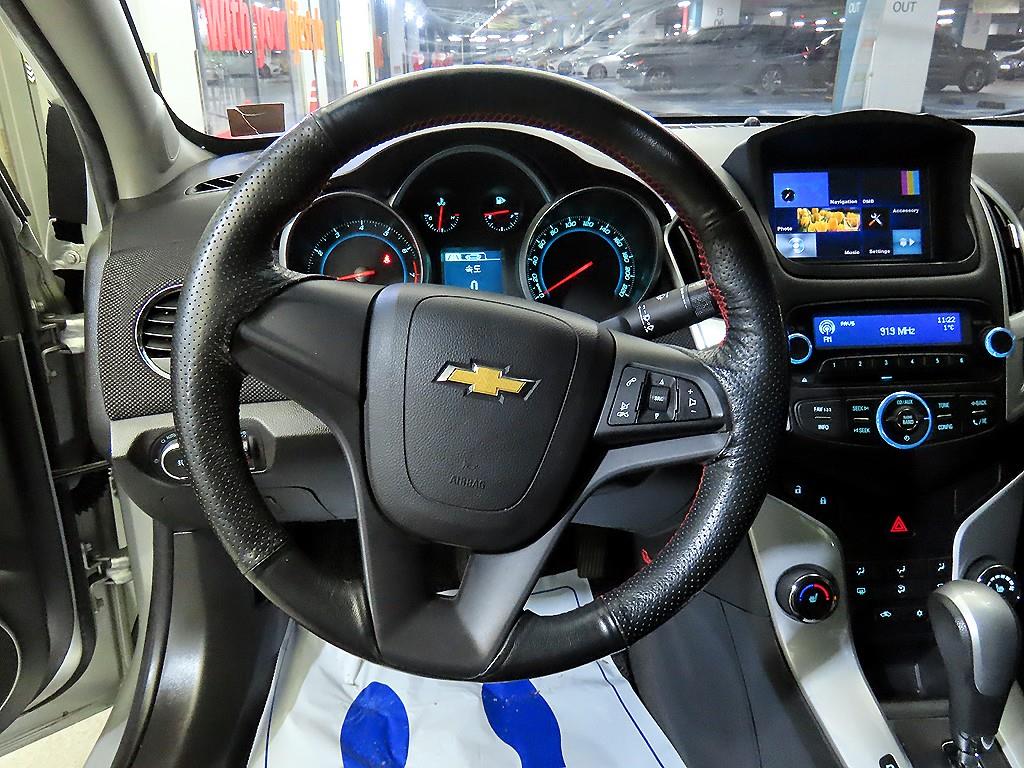 Chevrolet Cruise - Vista 8