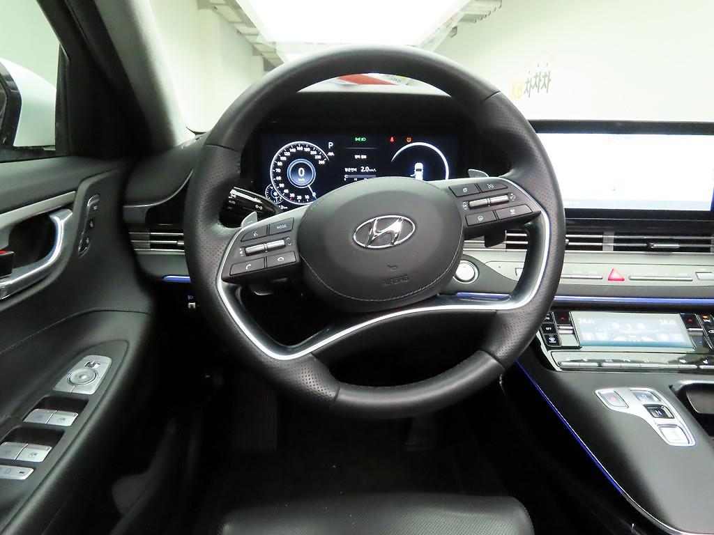 HYUNDAI Grandeur - Vista 6