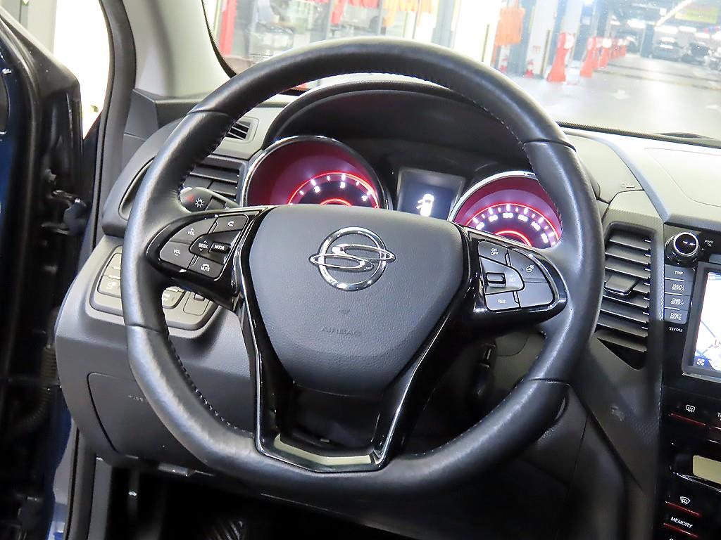 Ssangyong Tivoli - Vista 8