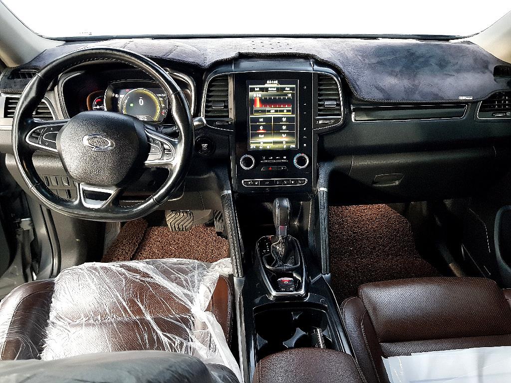 SAMSUNG QM6 - Vista 5