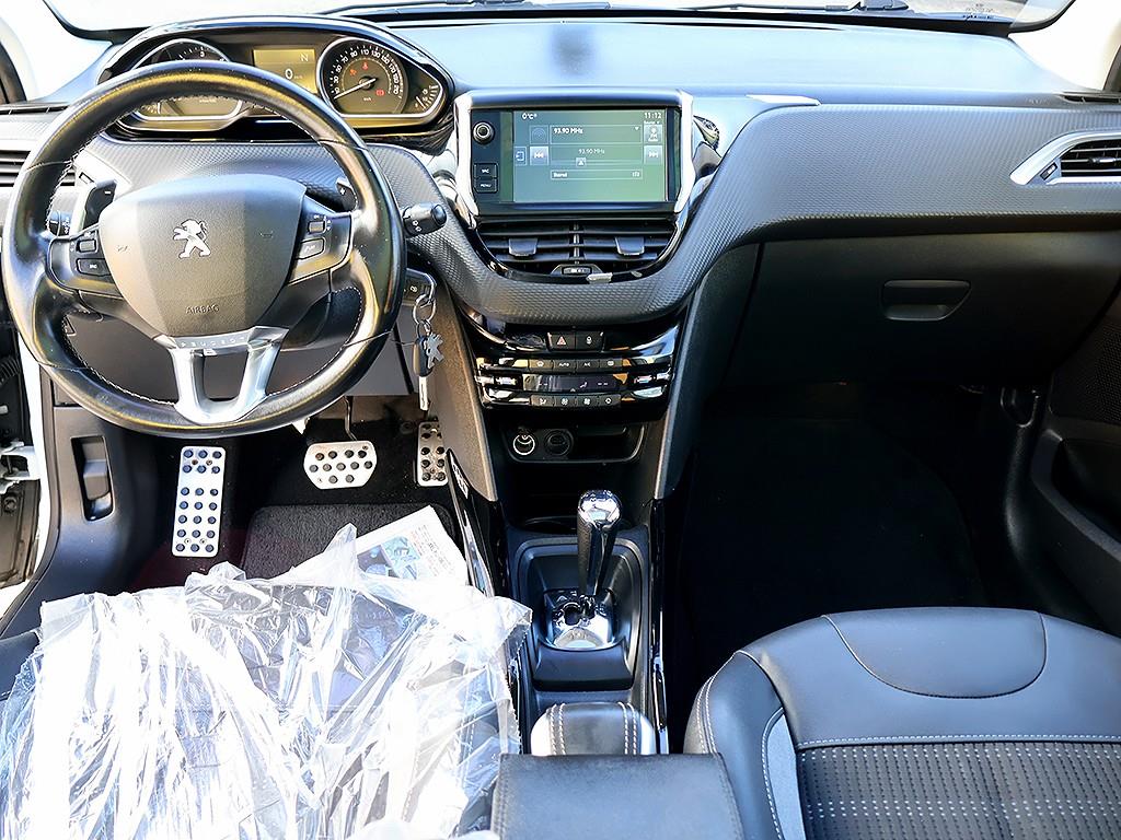 Peugeot 2008 - Vista 9