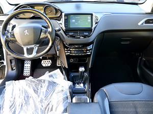 Peugeot 2008 - Vista 10