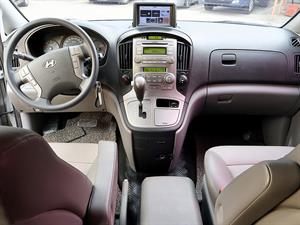 HYUNDAI Starex - Vista 10