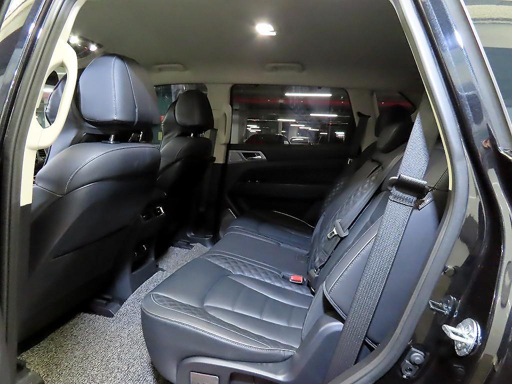 Ssangyong Rexton - Vista 7