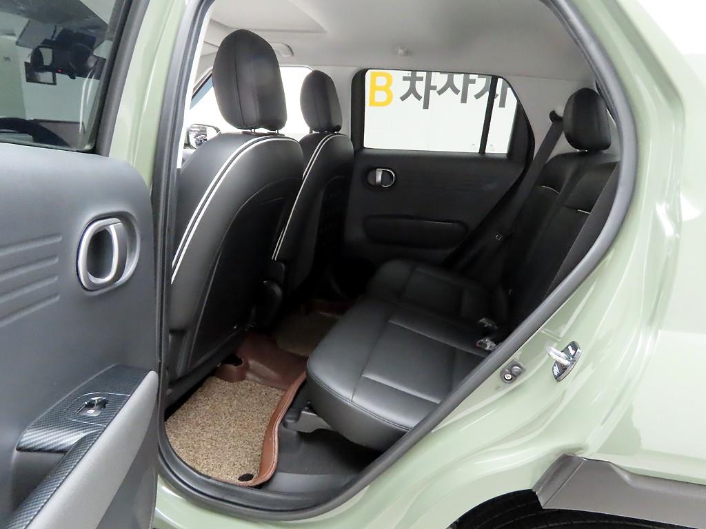 HYUNDAI Casper - Vista 11