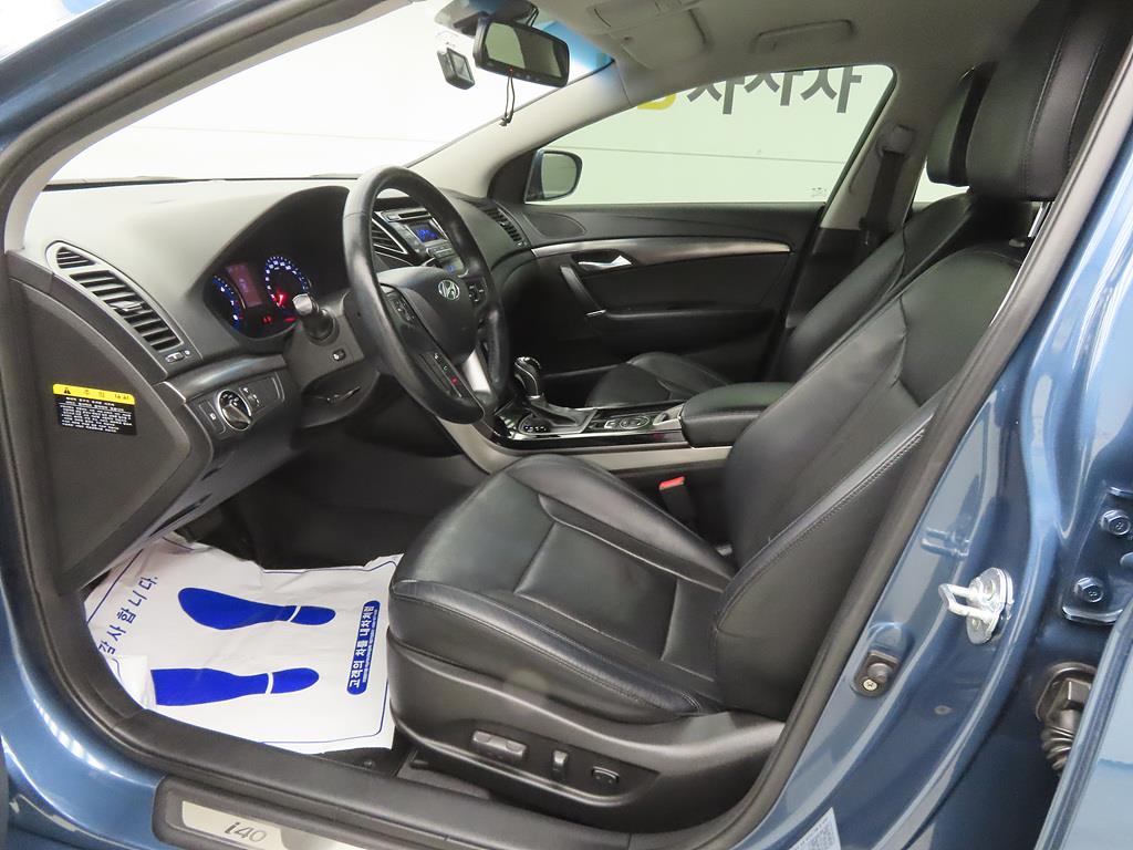 HYUNDAI i40 - Vista 5