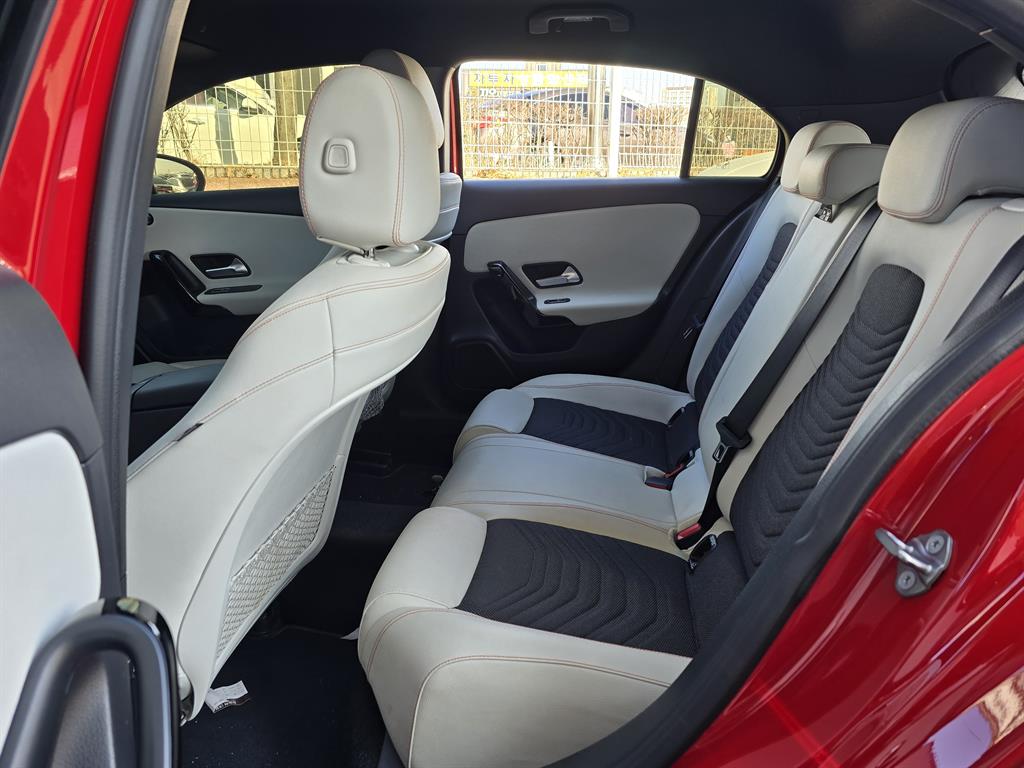 Mercedes Benz A Class - Vista 7