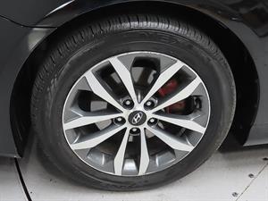 HYUNDAI Sonata - Vista 10