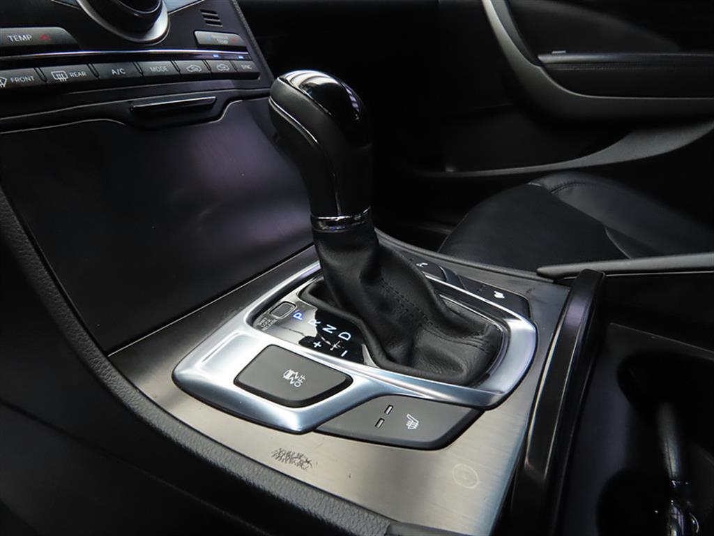 HYUNDAI Grandeur - Vista 11