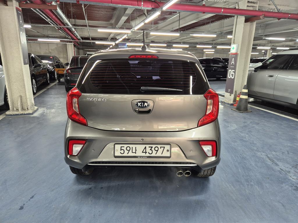 KIA Morning - Vista 5
